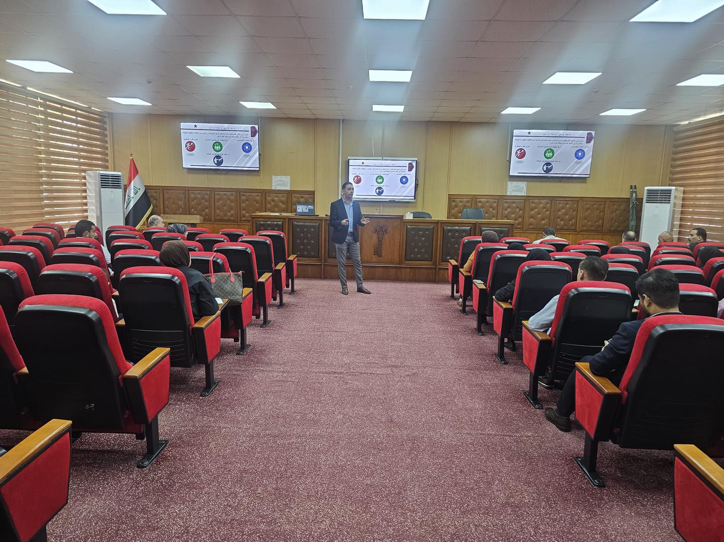 You are currently viewing المركز الوطني للتطوير الإداري وتقنية المعلومات يعقد دورات تدريبية جديدة ويواصل مهامه الاستشارية والتطويرية
